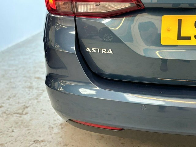 Vauxhall Astra 2017 1.6 Cdti Blueinjection Sri Sports Tourer Euro LS17NPK Blue #4