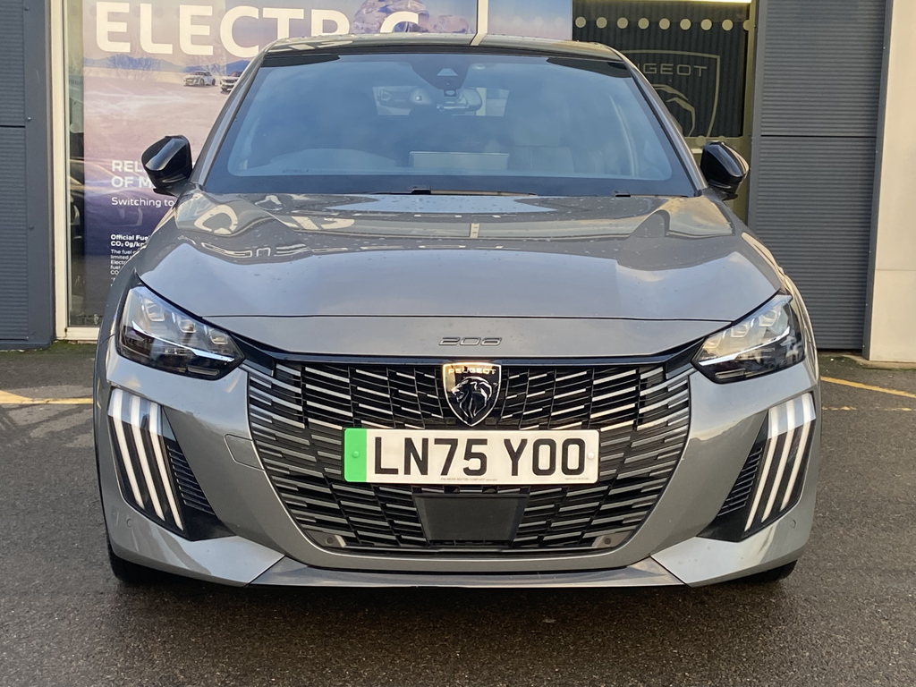 Peugeot e-208 115Kw Gt 51Kwh LN75YOO Grey #2