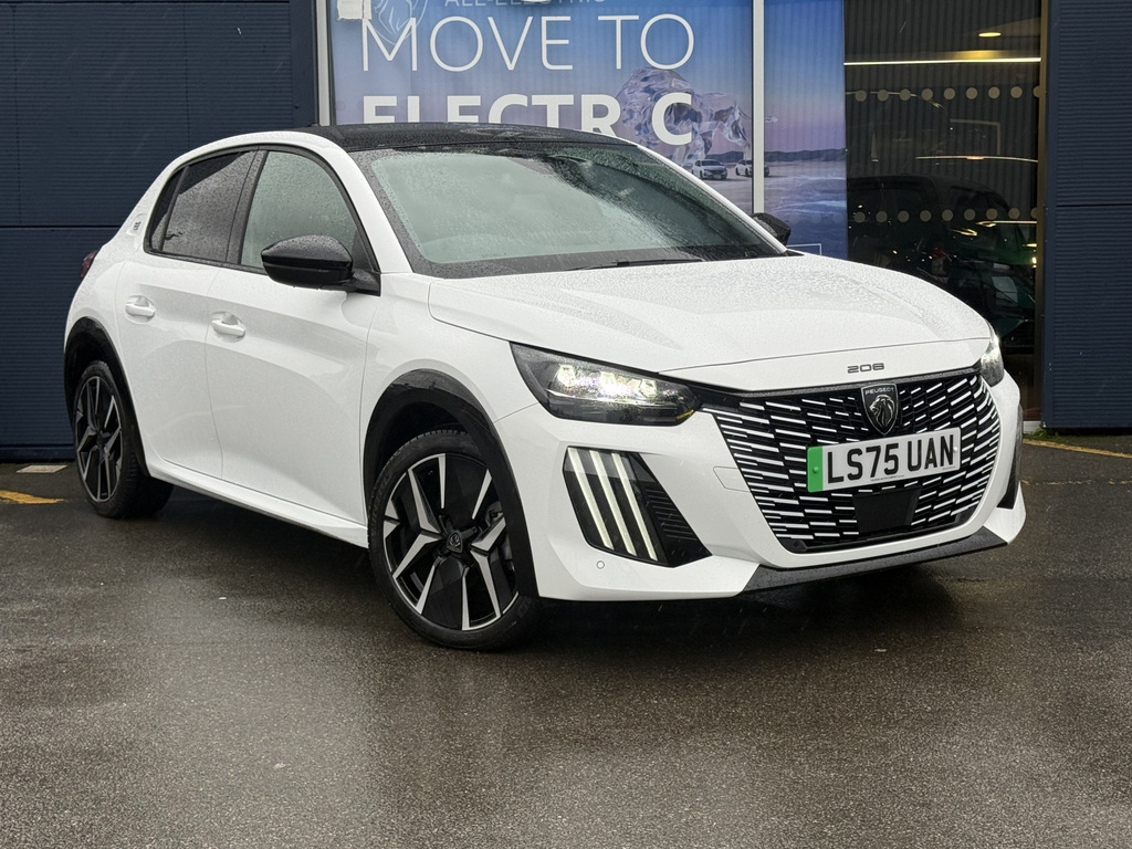 Peugeot e-208 100Kw Gt 50Kwh White