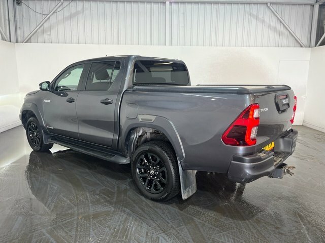 Toyota HILUX 2.8 D-4d Invincible X Pickup Double Cab LR71RYV Grey #4