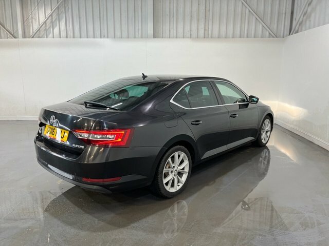 Skoda Superb 2.0 Tdi Se L Executive Hatchback OU16FNS Black #6