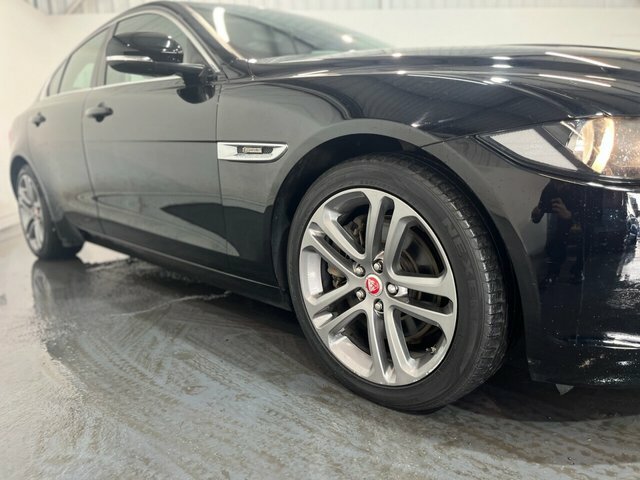 Jaguar XE 2.0 Gtdi Prestige Saloon Euro 6 S VU65ODM Black #6