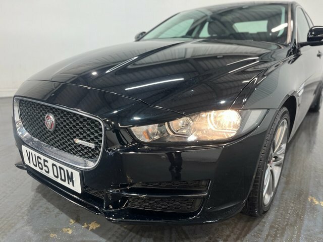 Jaguar XE 2.0 Gtdi Prestige Saloon Euro 6 S VU65ODM Black #4