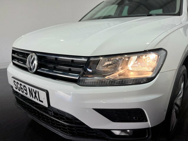 Volkswagen Tiguan 2.0 Tdi Match Suv Dsg 4Motion Euro 6 S SG69NXL White #4