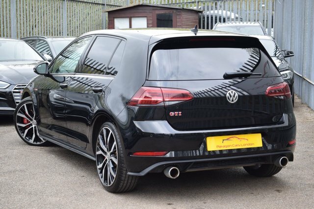 Volkswagen Golf 2020 2.0 Tsi Gpf Gti Performance Hatchback Pet Black #3