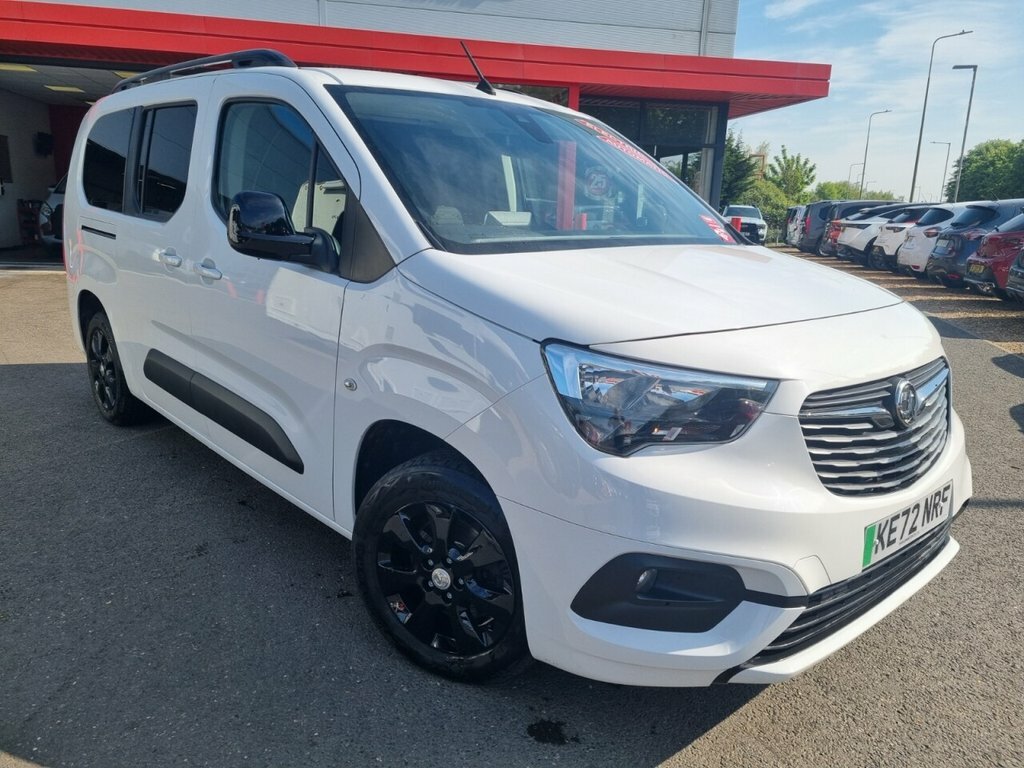 Vauxhall Combo-e Life Mpv White