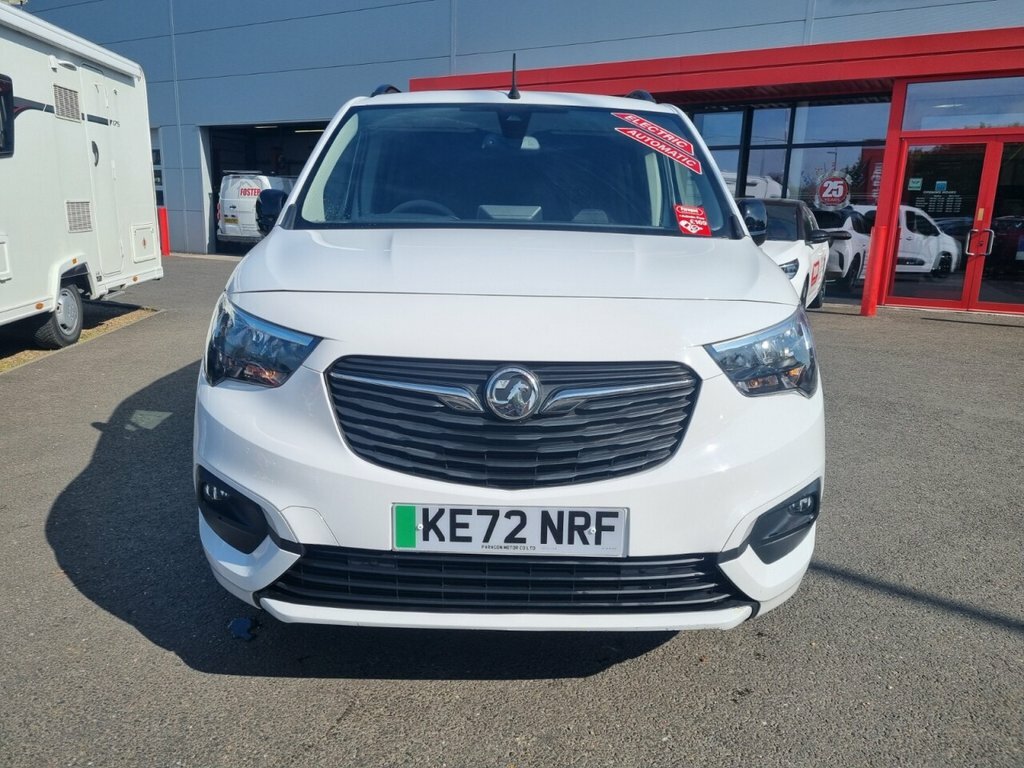 Vauxhall Combo-e Life Mpv KE72NRF White #5