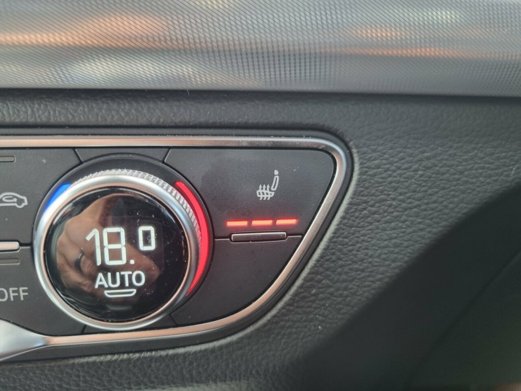 Audi Q5 2L Sport FE70SSU Black #5