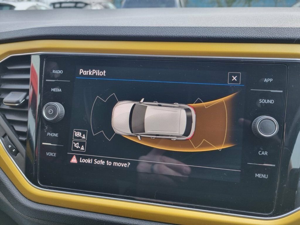 Volkswagen T-Roc Suv NK68YPX Yellow #2