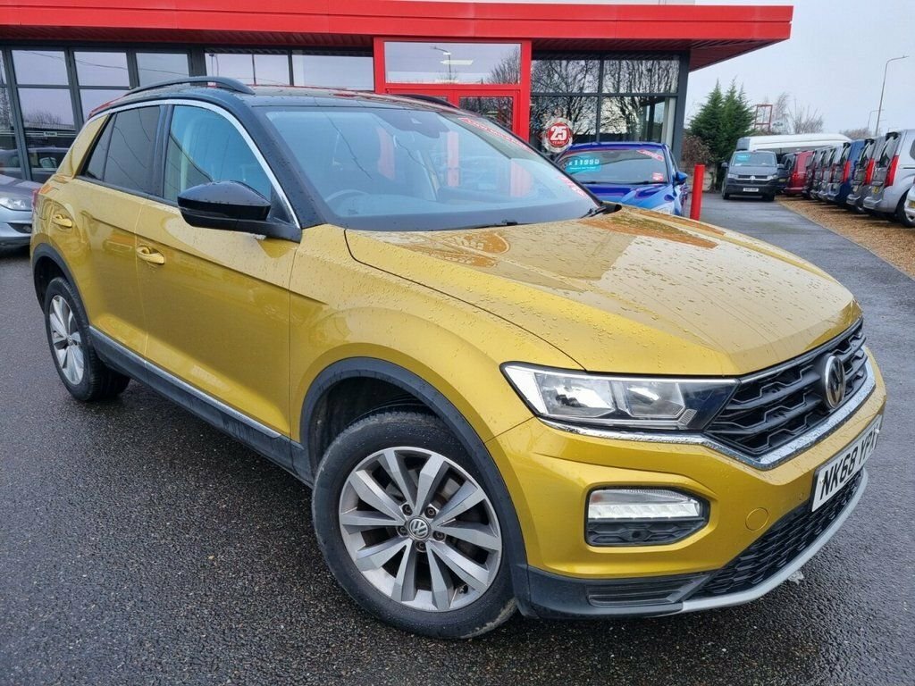Volkswagen T-Roc Suv Yellow