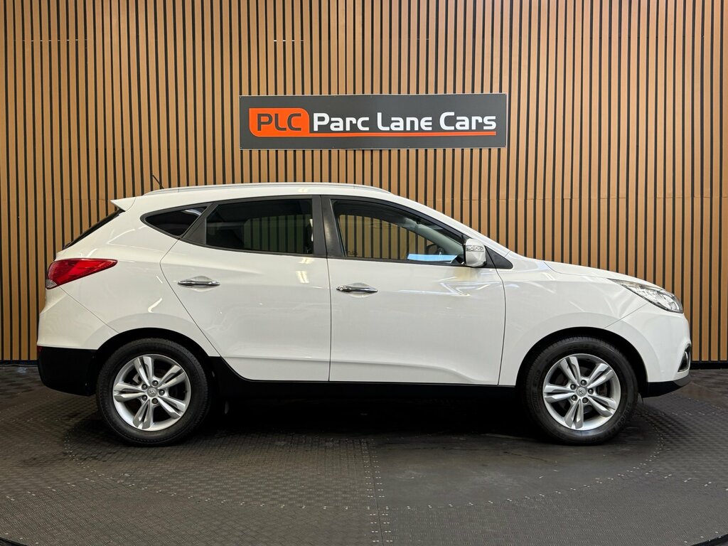 Hyundai Ix35 1.7 Crdi Premium Suv NU13WZH White #2