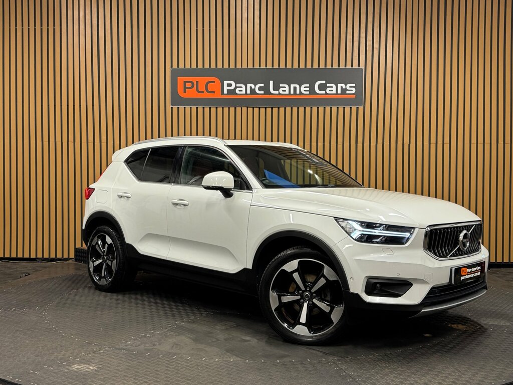 Volvo XC40 2.0 D3 Inscription Pro Suv - Stu White