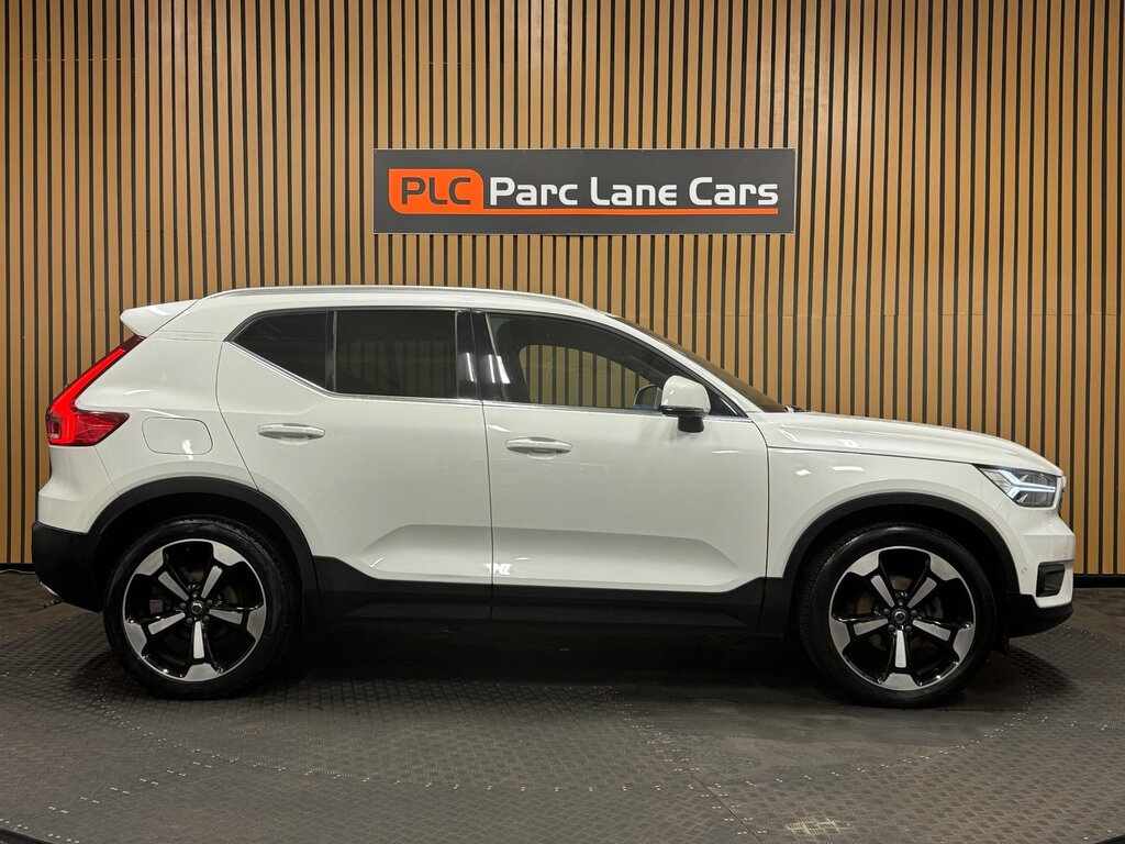 Volvo XC40 2.0 D3 Inscription Pro Suv - Stu NK68HOH White #2