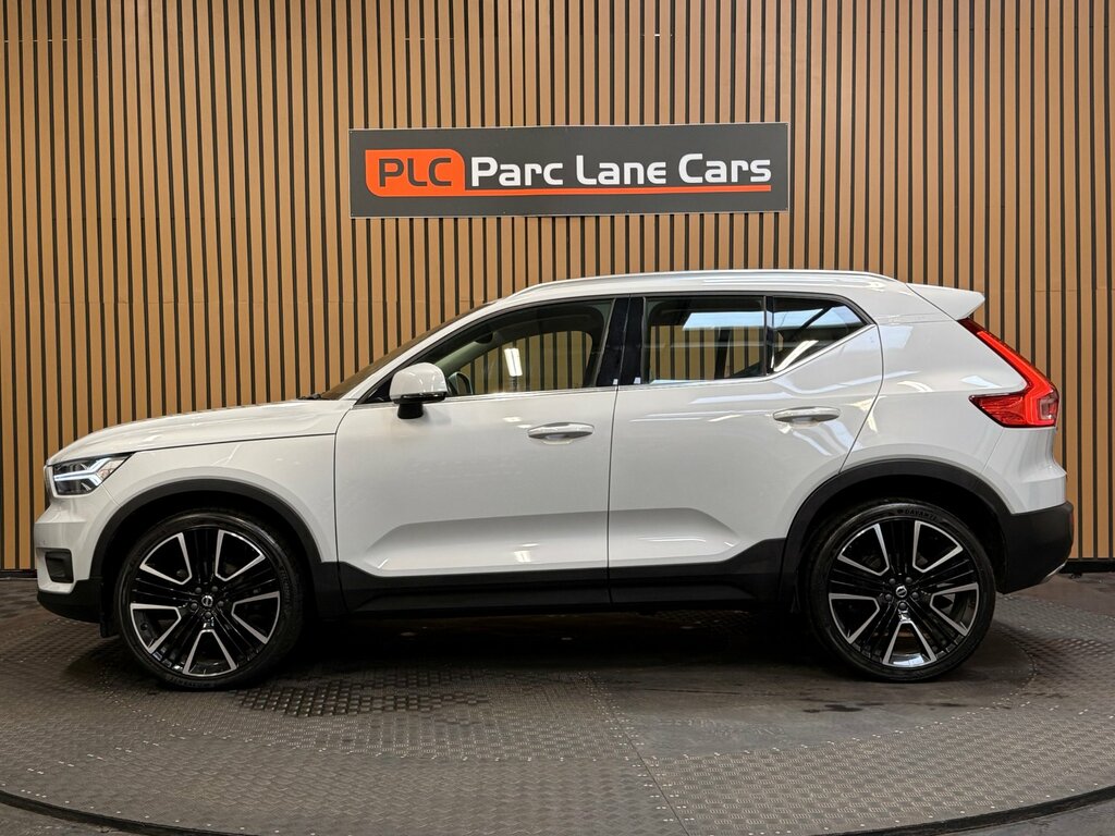 Volvo XC40 1.5 T3 Inscription Pro Suv - One NA69AGY Silver #4