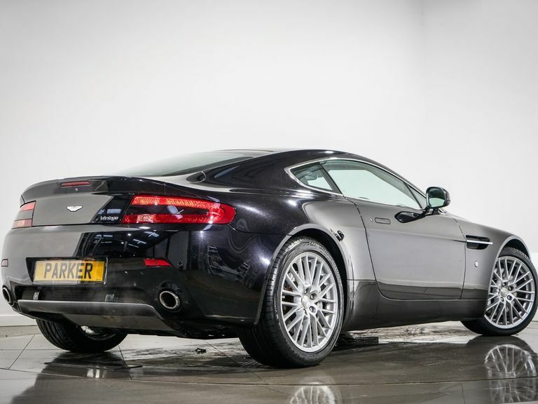 Aston Martin Vantage V12 Carbon Black Edition Black #19