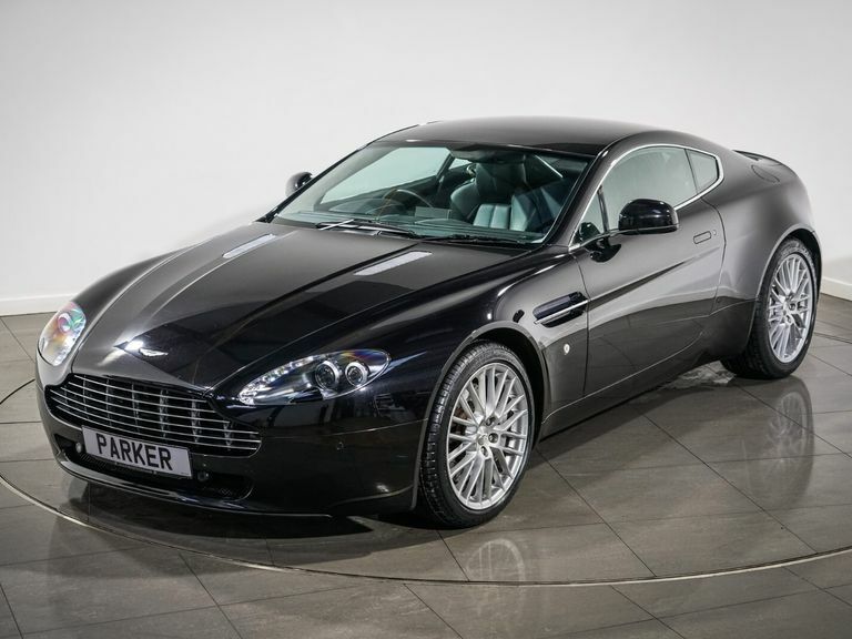 Aston Martin Vantage V12 Carbon Black Edition Black #15