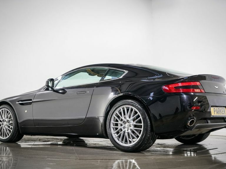 Aston Martin Vantage V12 Carbon Black Edition Black #14