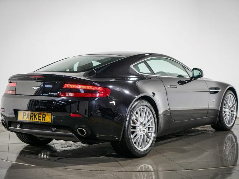 Aston Martin Vantage V12 Carbon Black Edition Black #12