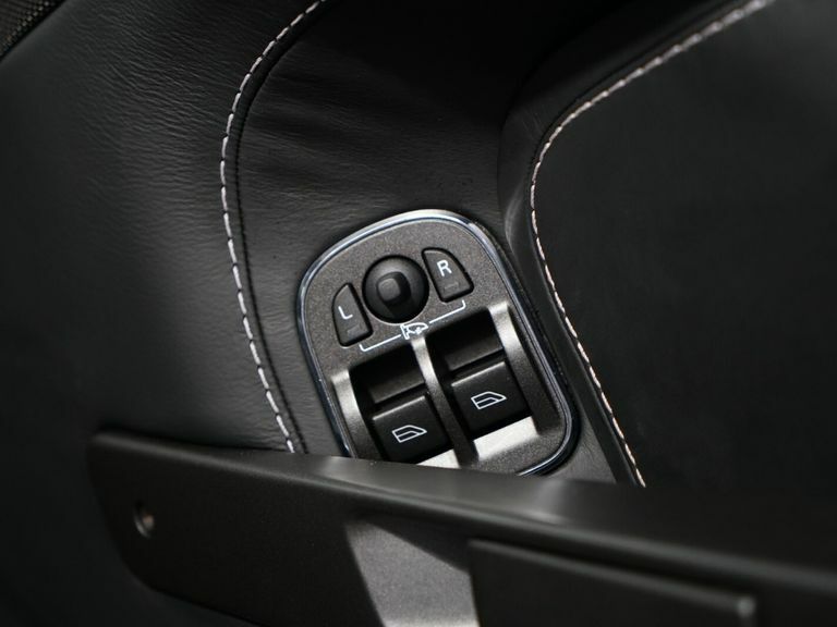 Aston Martin Vantage V12 Carbon Black Edition Black #28