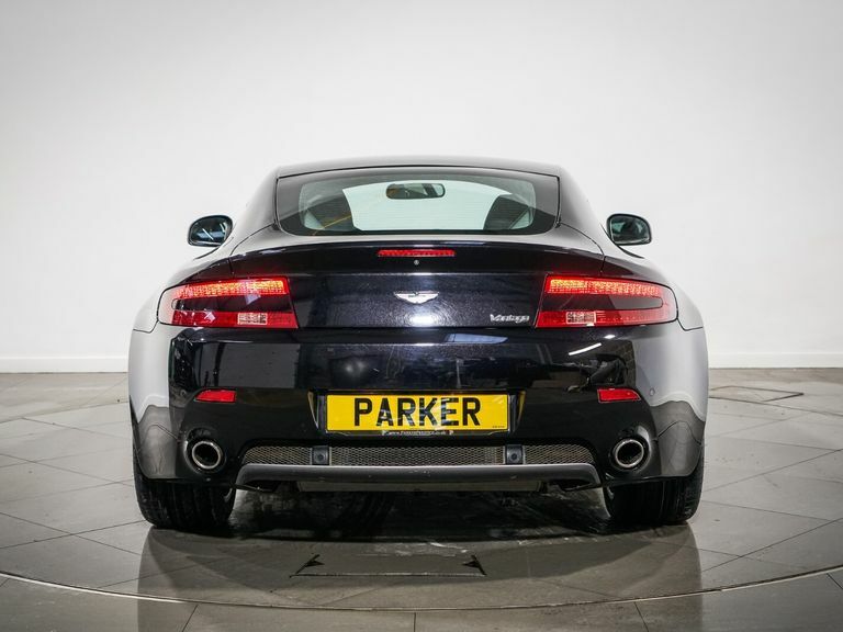 Aston Martin Vantage V12 Carbon Black Edition Black #3
