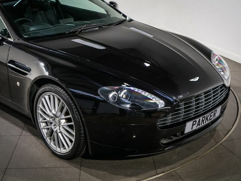 Aston Martin Vantage V12 Carbon Black Edition Black #7