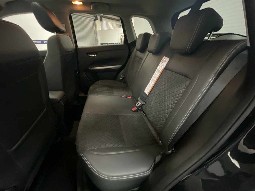 Suzuki Vitara 1.4L Sz5 LN69HHM Black #5