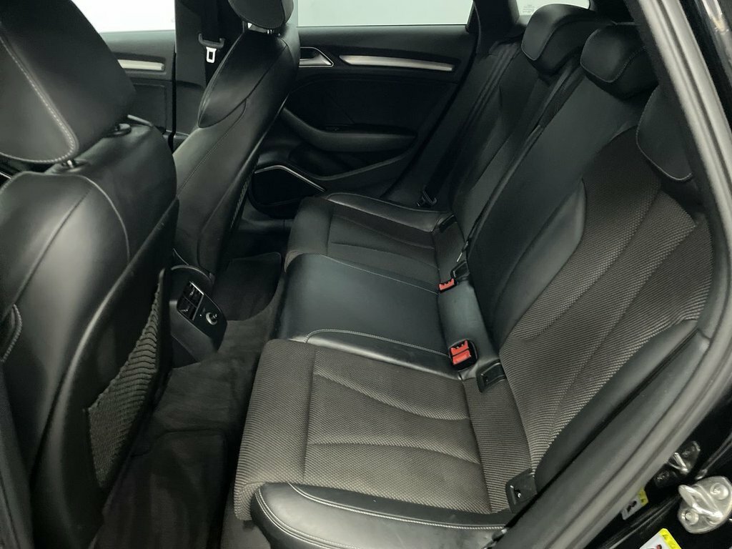 Audi A3 1L Black Edition FV68EZD Black #5