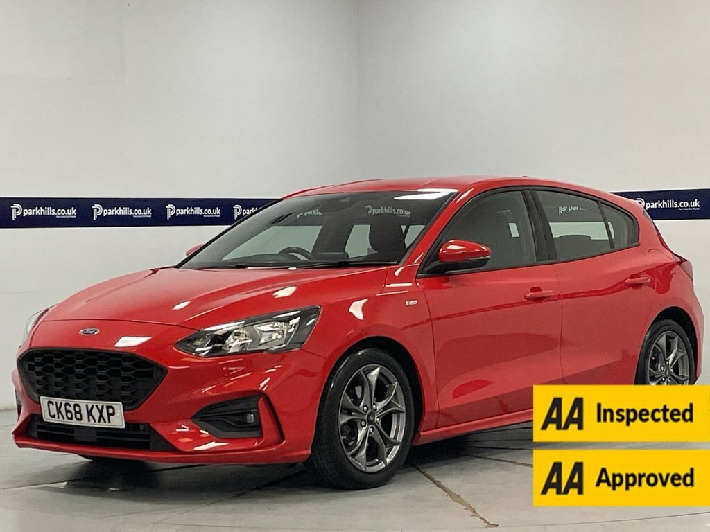 Ford Focus 1L St-line Red