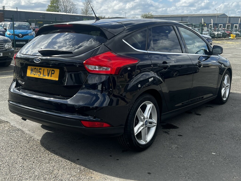 Ford Focus Hatchback 1.5 Tdci Zetec 2015 WO15LVP Black #3