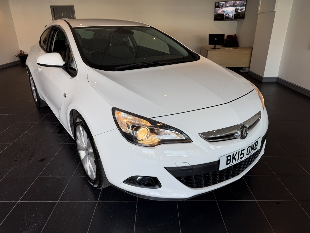 Vauxhall Astra GTC 1.4 Sri S White