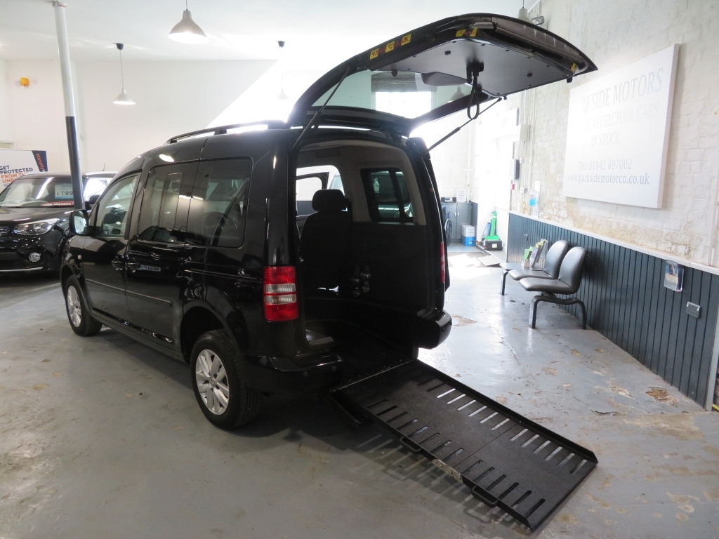 Volkswagen Caddy Mpv Black
