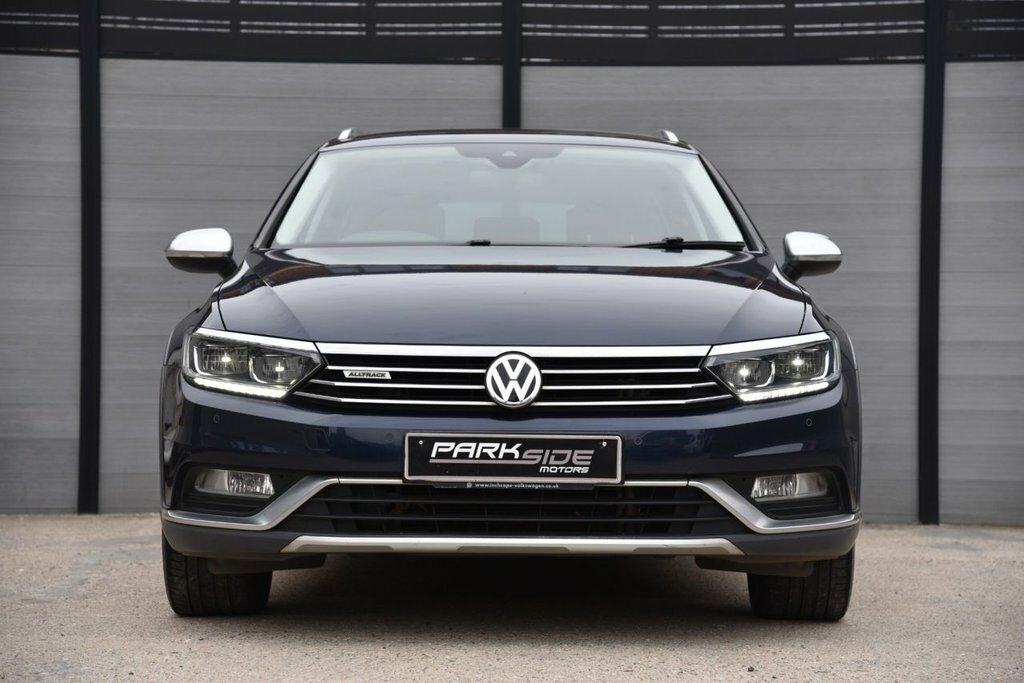 Volkswagen Passat Alltrack 2L Alltrack Blue #4