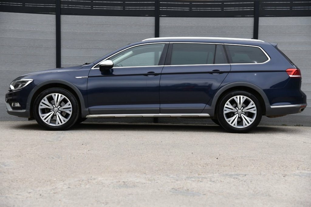 Volkswagen Passat Alltrack 2L Alltrack Blue #6