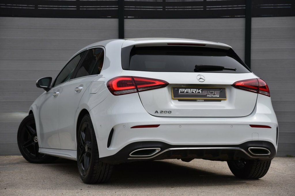 Mercedes-Benz A Class 1.3L Amg Line OW69CUY White #3