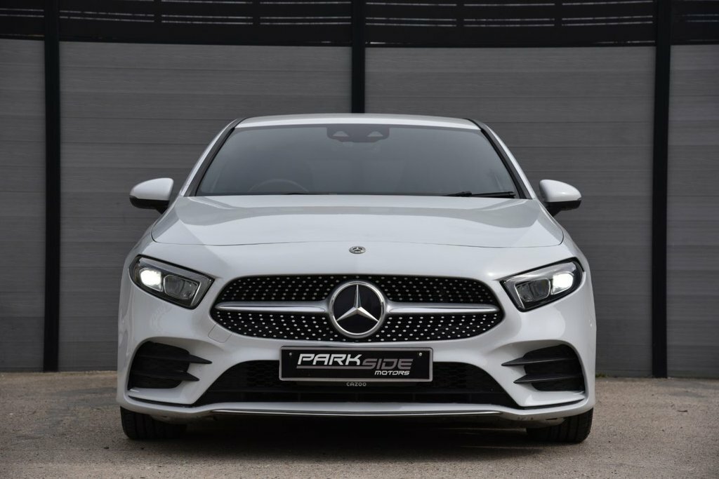 Mercedes-Benz A Class 1.3L Amg Line OW69CUY White #4