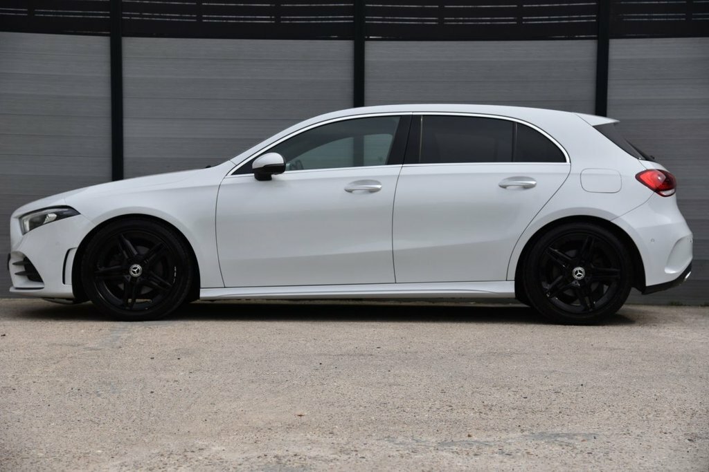 Mercedes-Benz A Class 1.3L Amg Line OW69CUY White #6