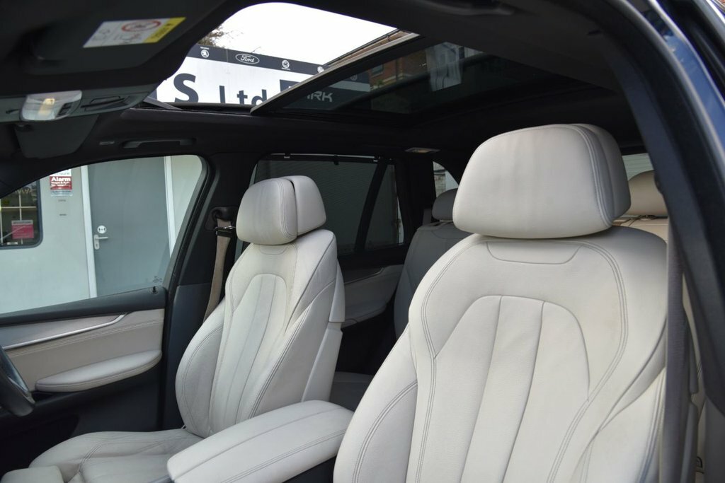 BMW X5 3L M Sport LJ64WMC Black #2