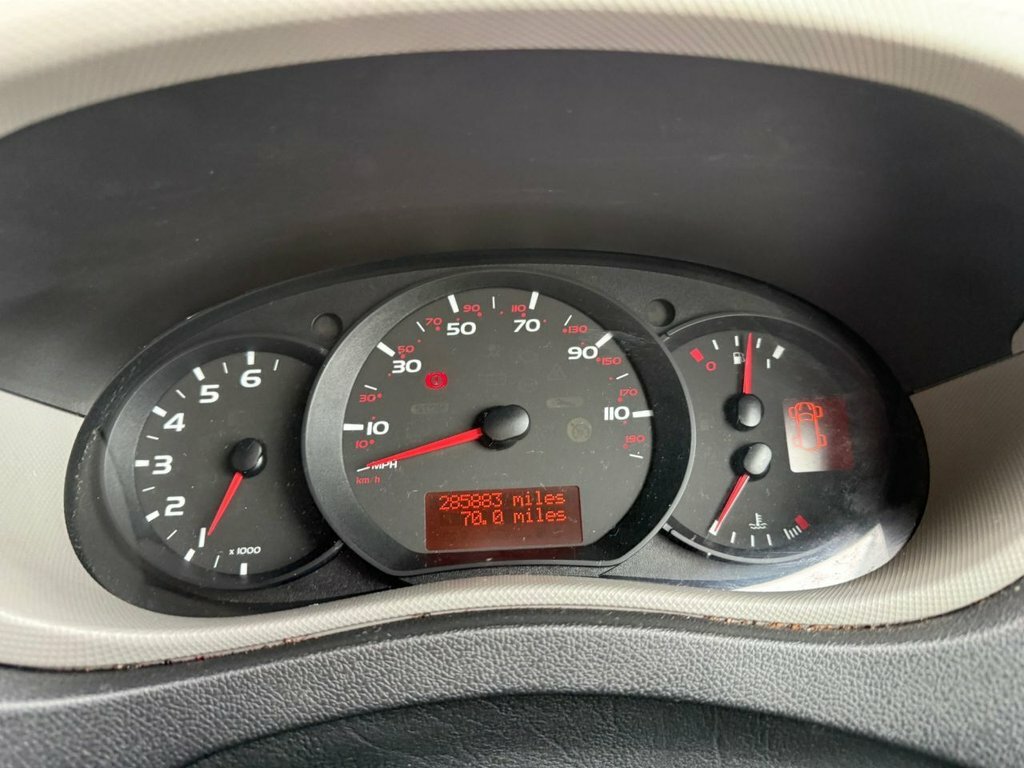 Renault Master 2.3 Dci Sl28 Silver #17