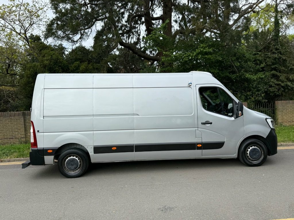 Renault Master 2.3L Business FY22XLJ Grey #4