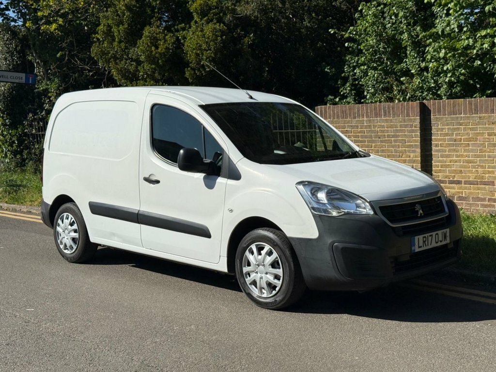 Peugeot Partner 1.6L Se LR17OJW White #3