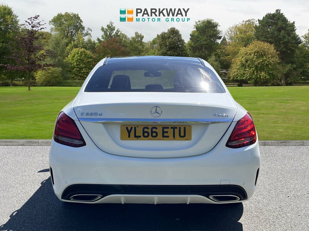 Mercedes-Benz C Class Saloon YL66ETU White #5