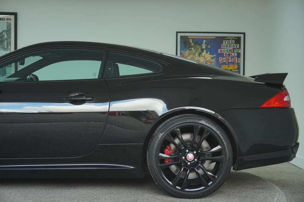 Jaguar XKR-S V8  #39