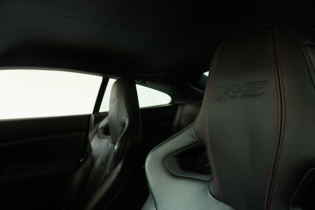 Jaguar XKR-S V8  #21
