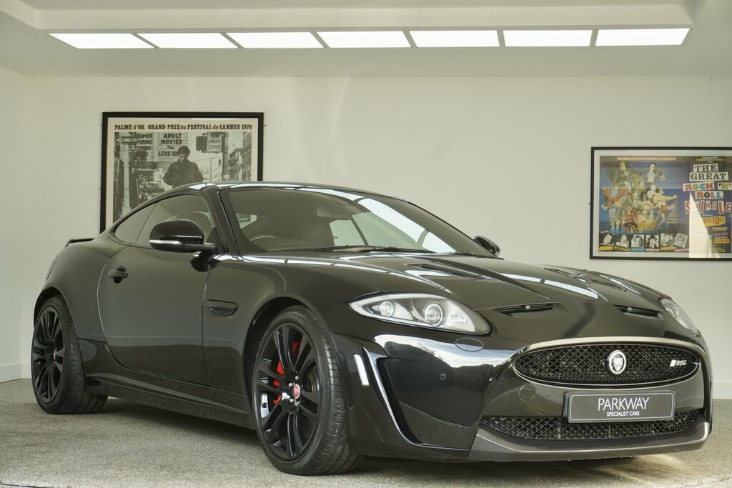 Jaguar XKR-S V8  #17