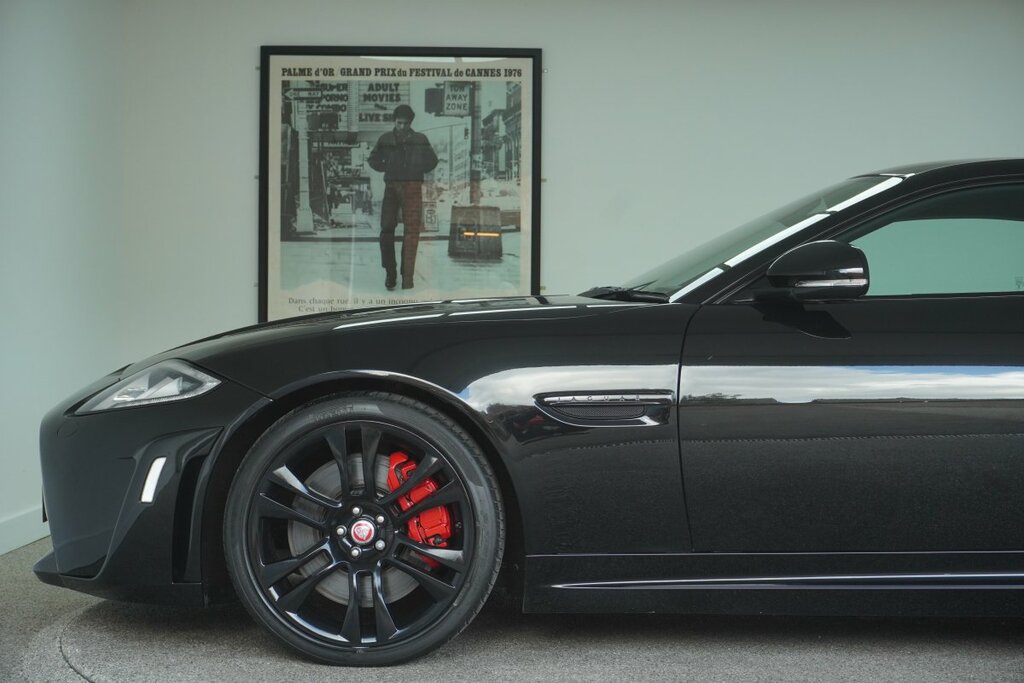 Jaguar XKR-S V8  #38