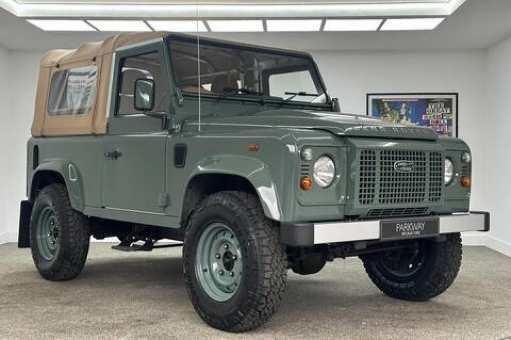 Land Rover Defender 90 Heritage S Top PY62AHJ Green #2