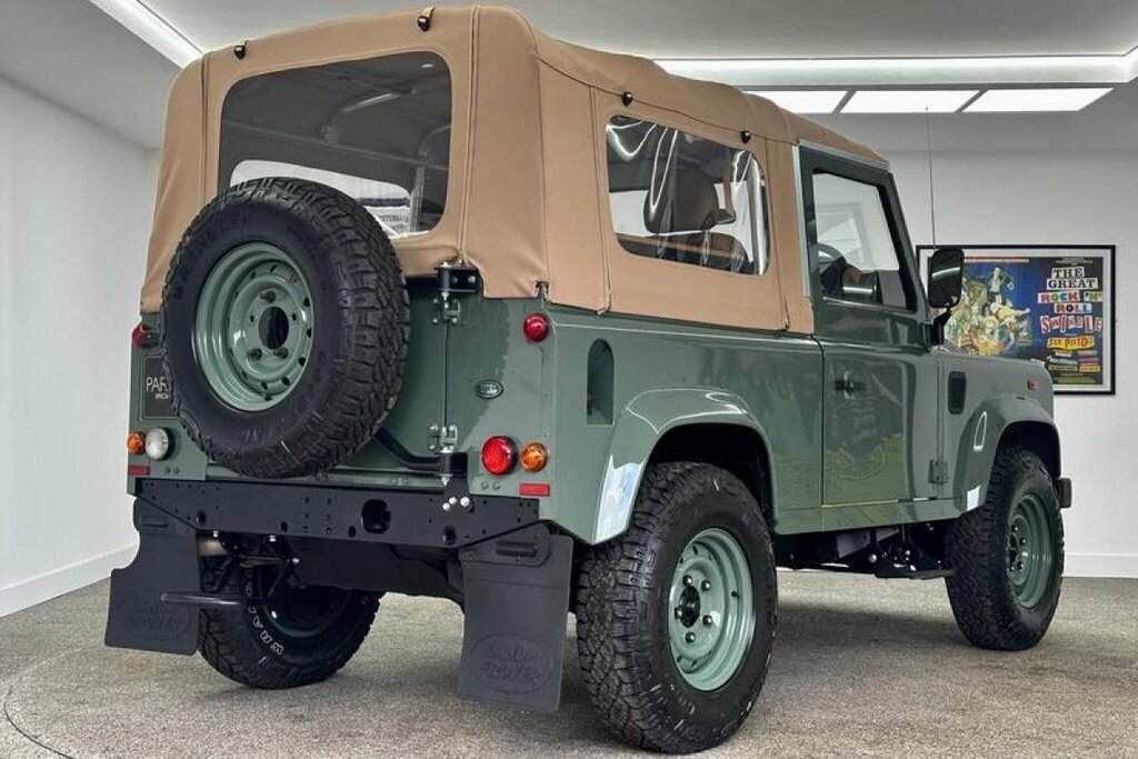 Land Rover Defender 90 Heritage S Top PY62AHJ Green #5