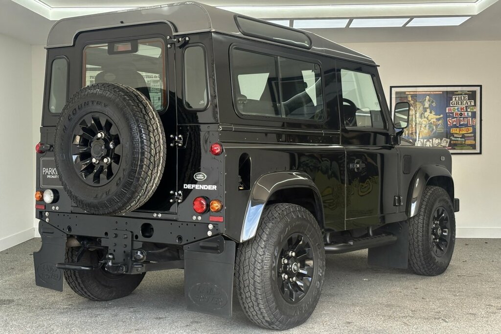 Land Rover Defender 90 2.2 Tdci Xs BJ15OMX Black #3
