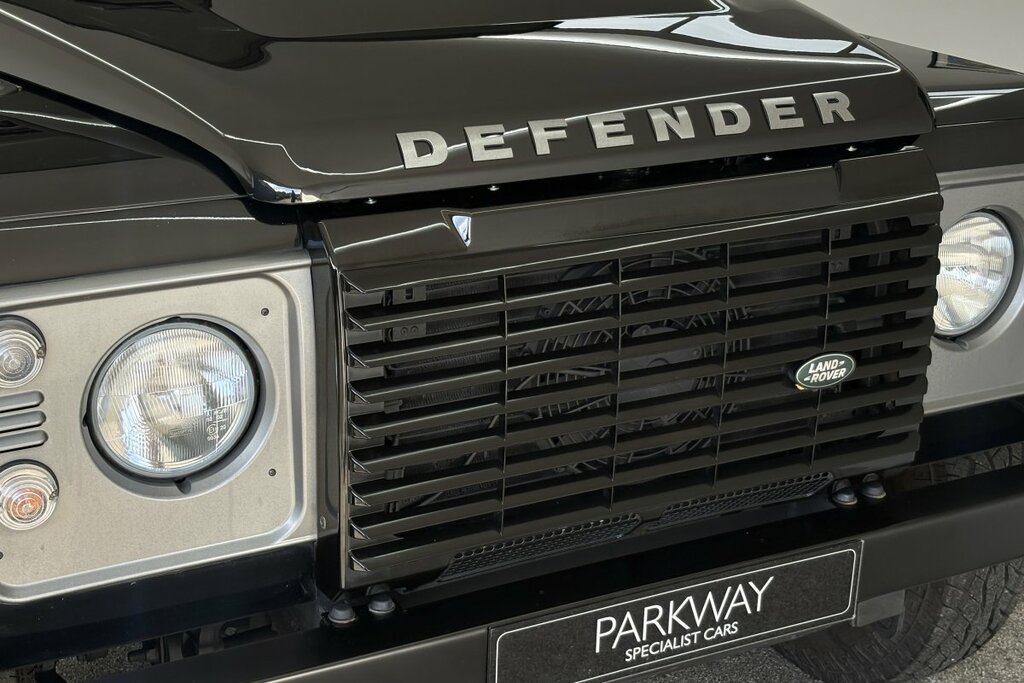 Land Rover Defender 90 2.2 Tdci Xs BJ15OMX Black #5