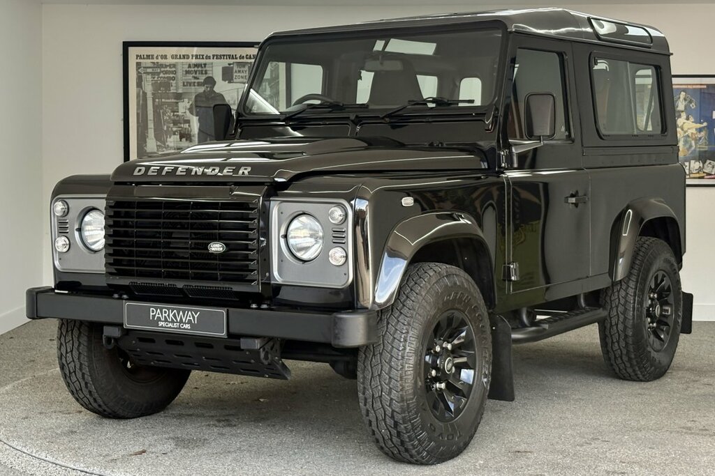 Land Rover Defender 90 2.2 Tdci Xs BJ15OMX Black #2